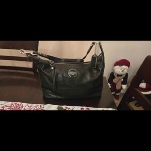 Coach Black Leather Shoulder Bag. Never Been Used. Brand New. No Tags